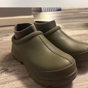 UGG Green Mules Comfortable Clogs